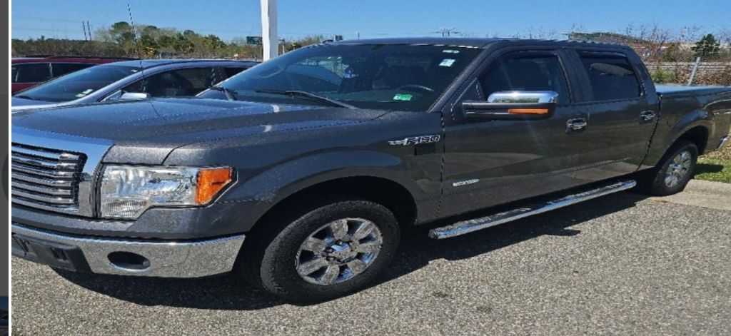 Photo 6 of this FORD F-150