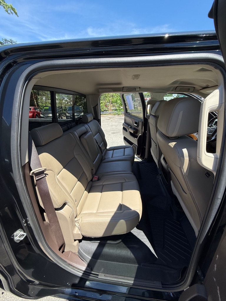 Photo 7 of this GMC SIERRA 1500