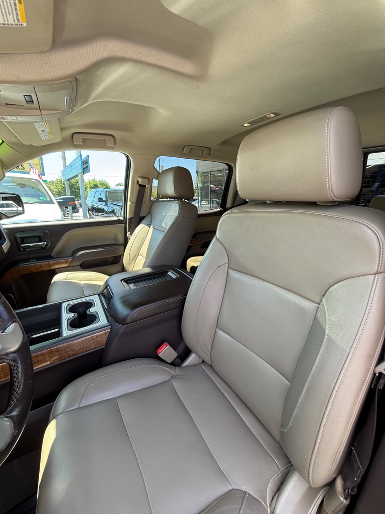 Photo 4 of this GMC SIERRA 1500