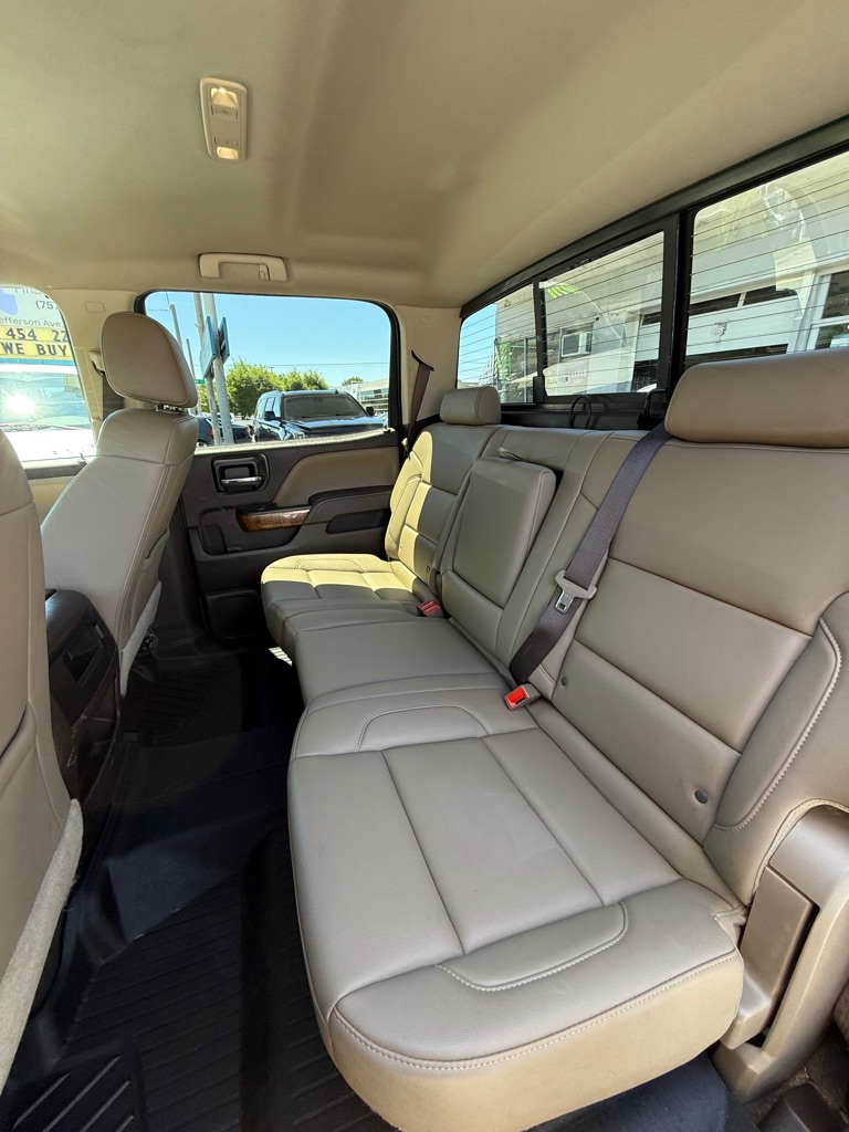 Photo 11 of this GMC SIERRA 1500