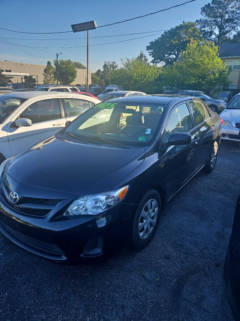 Photo 4 of this TOYOTA COROLLA