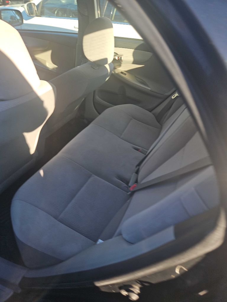 Photo 3 of this TOYOTA COROLLA