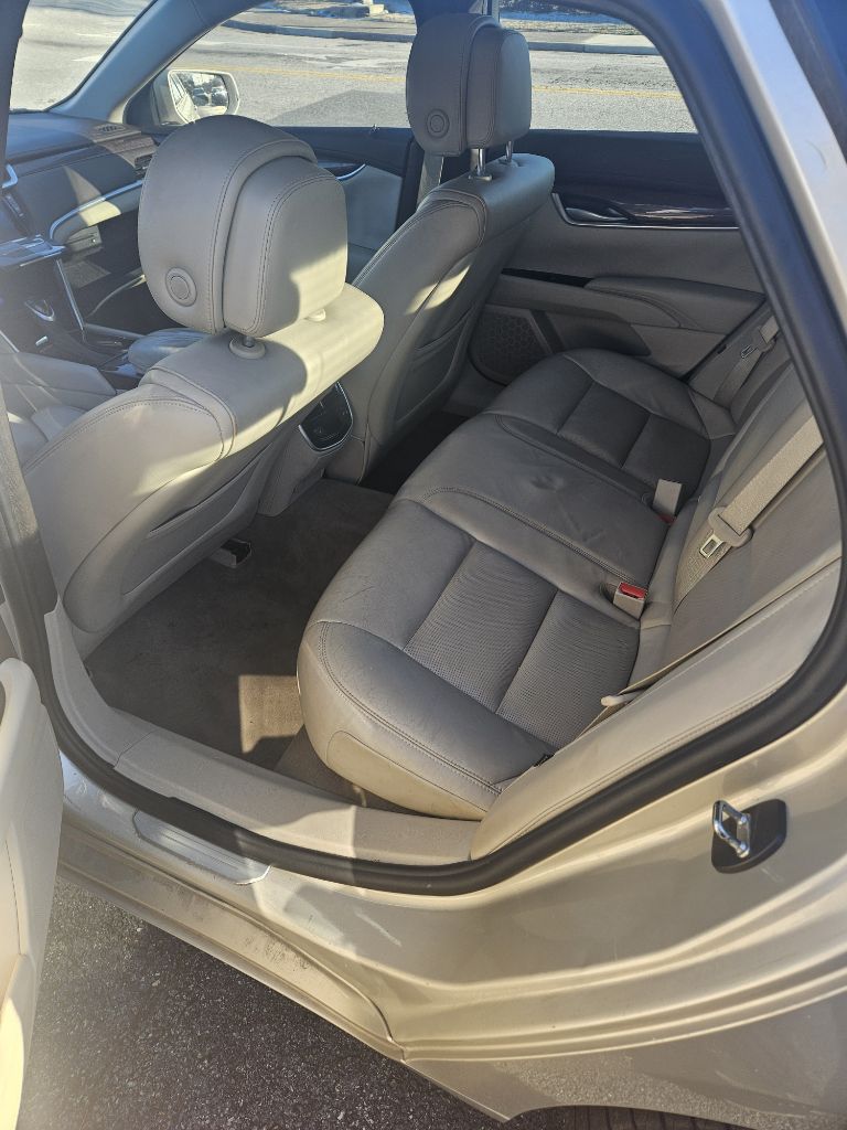 Photo 3 of this CADILLAC XTS