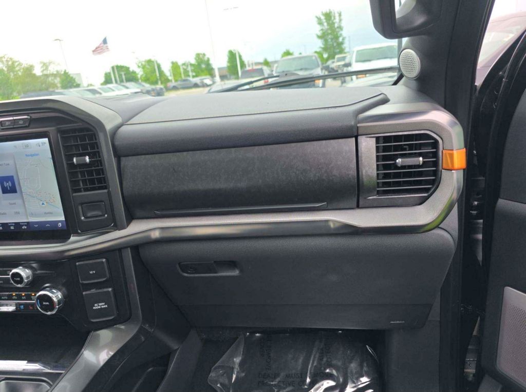 Photo 13 of this FORD F-150