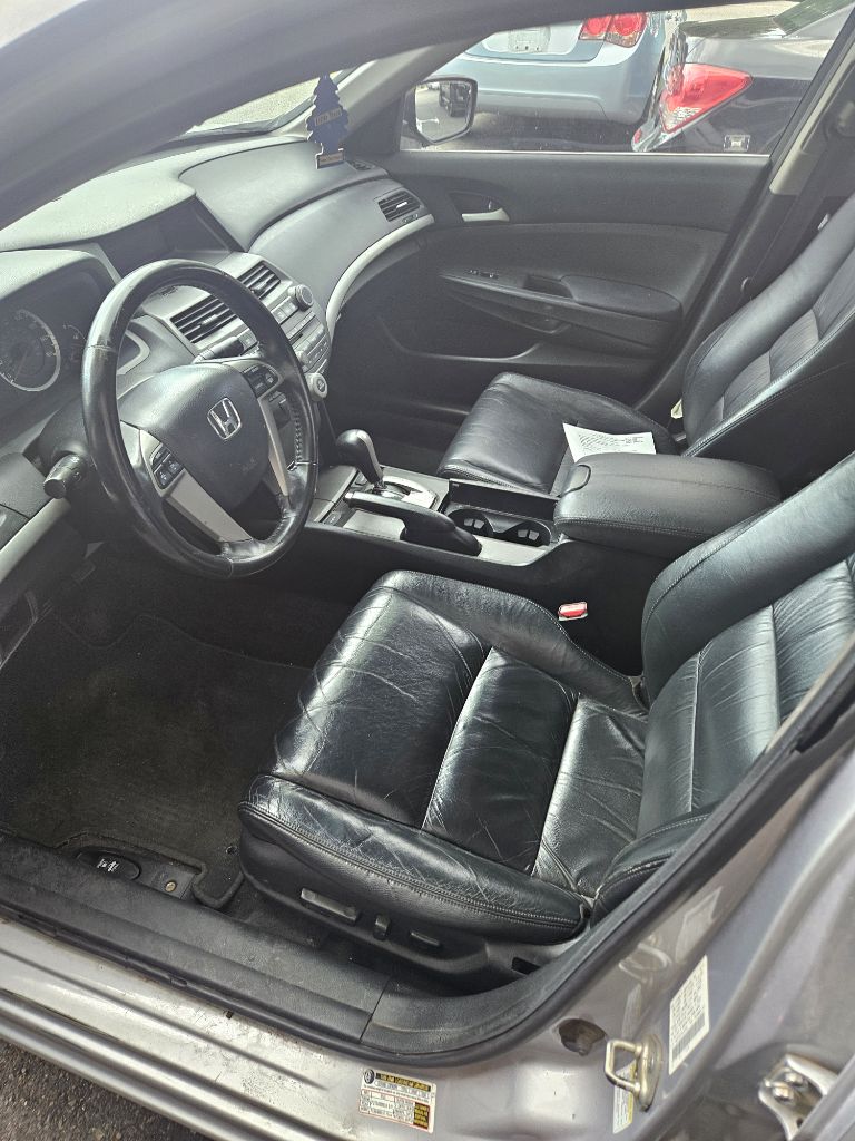 Photo 2 of this HONDA ACCORD