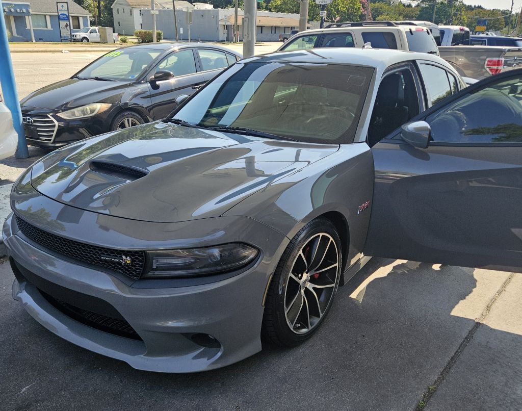 Photo 4 of this DODGE CHARGER