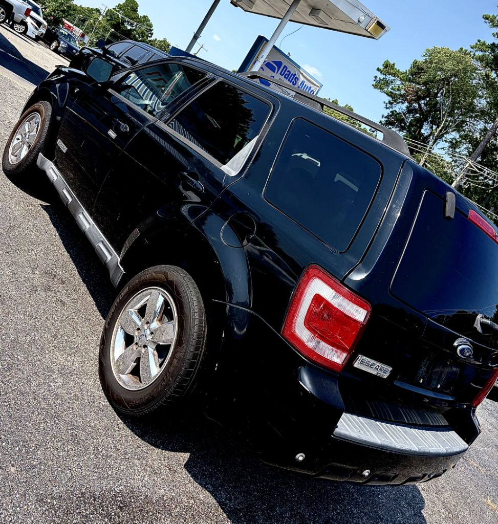 Photo 7 of this FORD ESCAPE