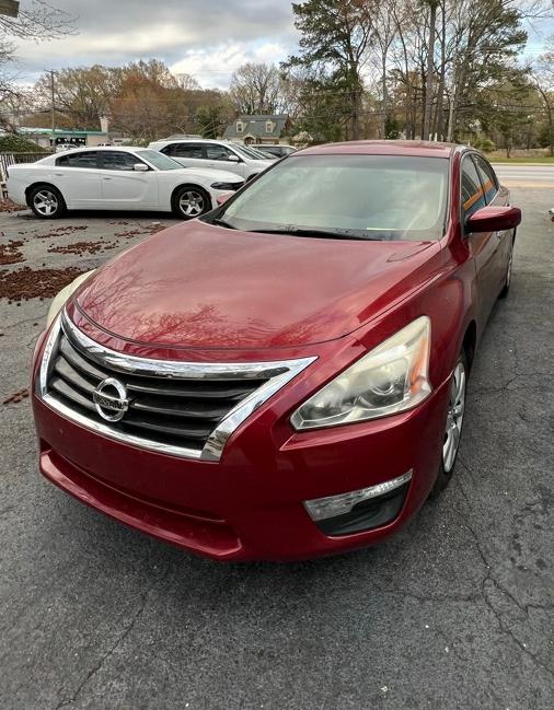 Photo 10 of this NISSAN ALTIMA
