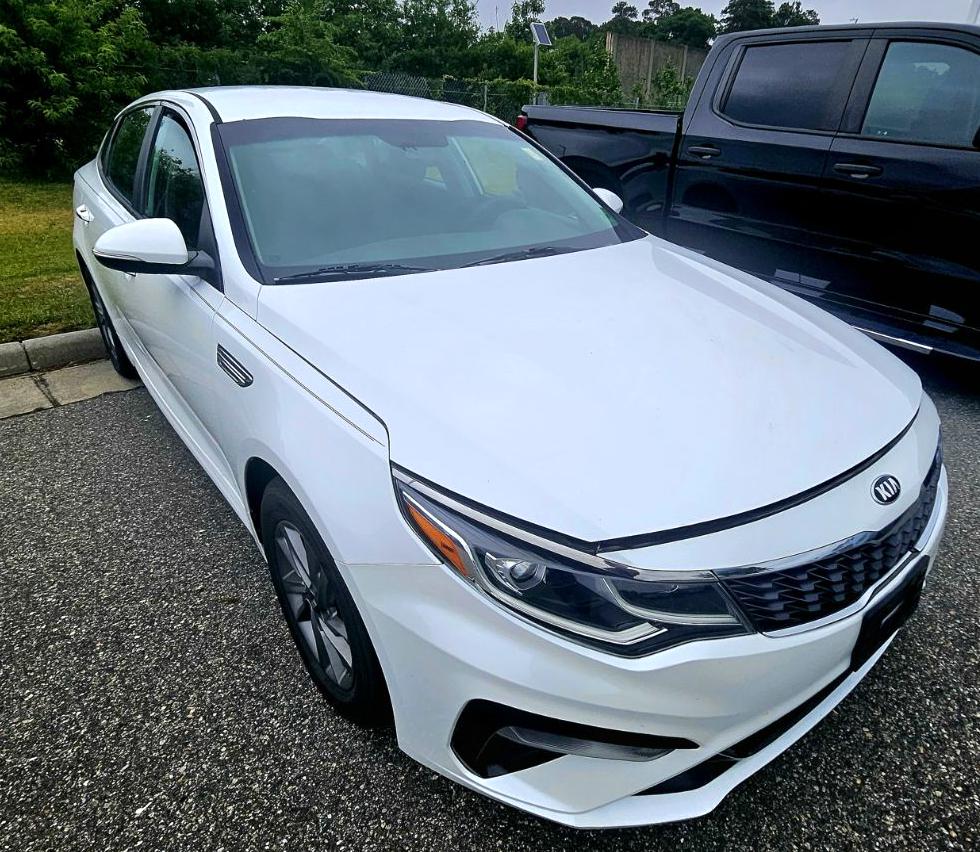 2017 KIA OPTIMA