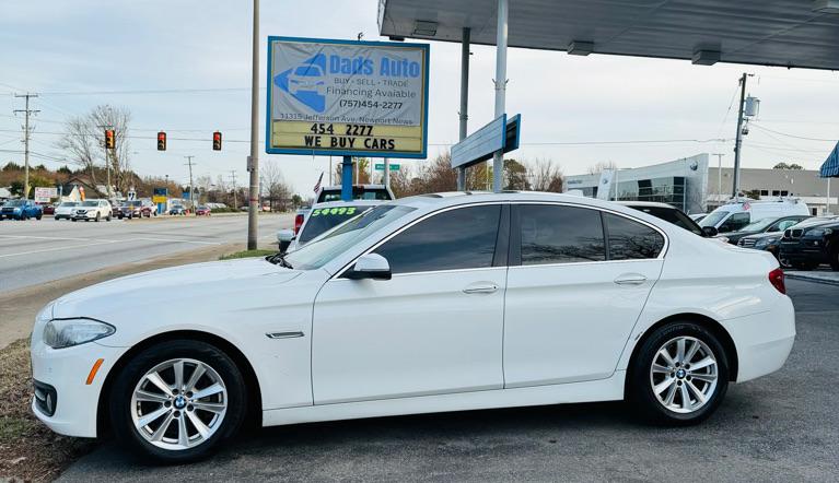 Photo 11 of this BMW 5 SERIES