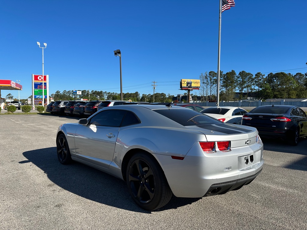 Photo 3 of this CHEVROLET CAMARO