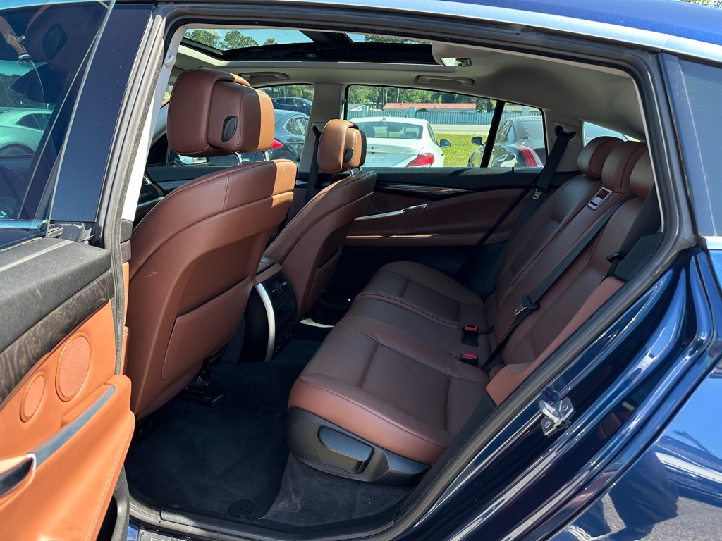 Photo 12 of this BMW 535