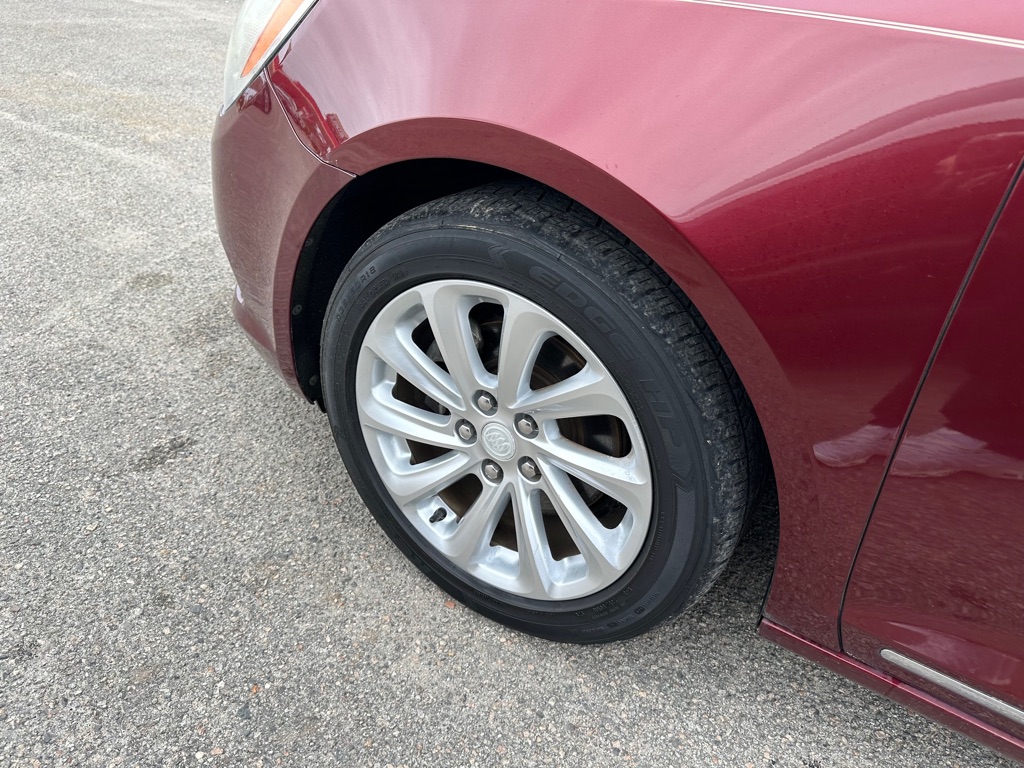 Photo 9 of this BUICK LACROSSE