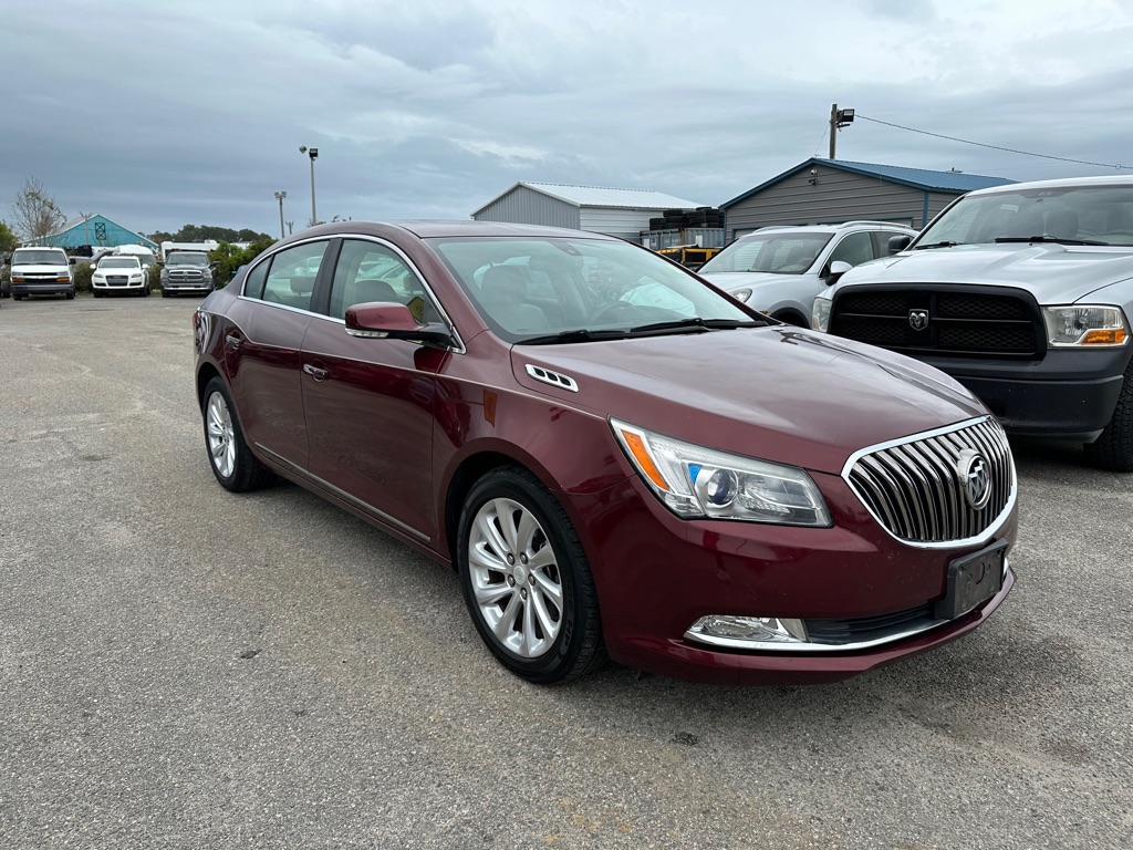 Photo 3 of this BUICK LACROSSE