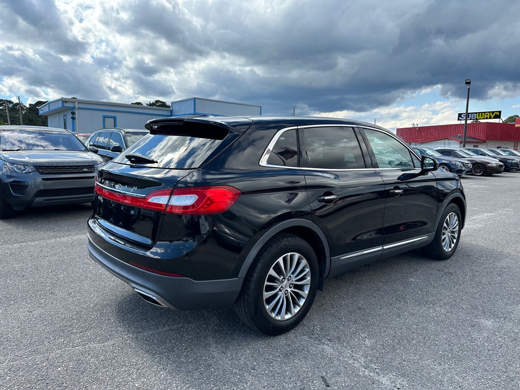 Photo 8 of this LINCOLN MKX