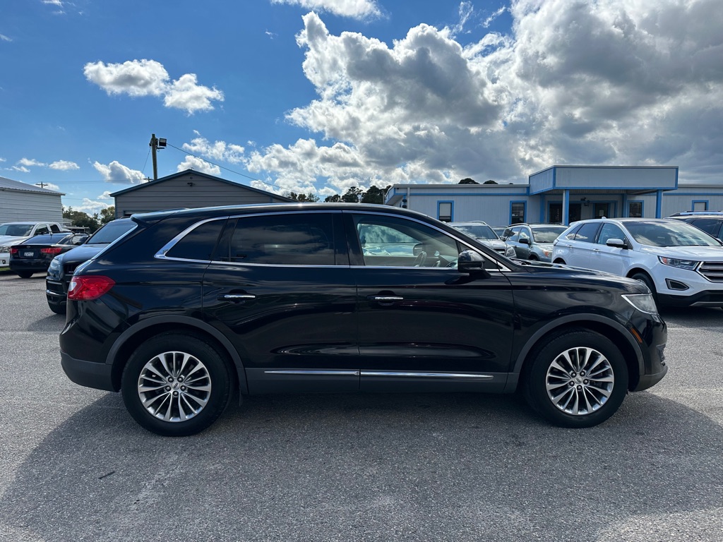 Photo 7 of this LINCOLN MKX