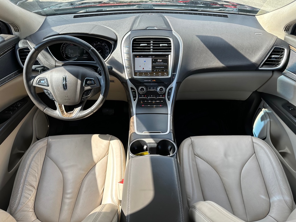 Photo 15 of this LINCOLN MKX