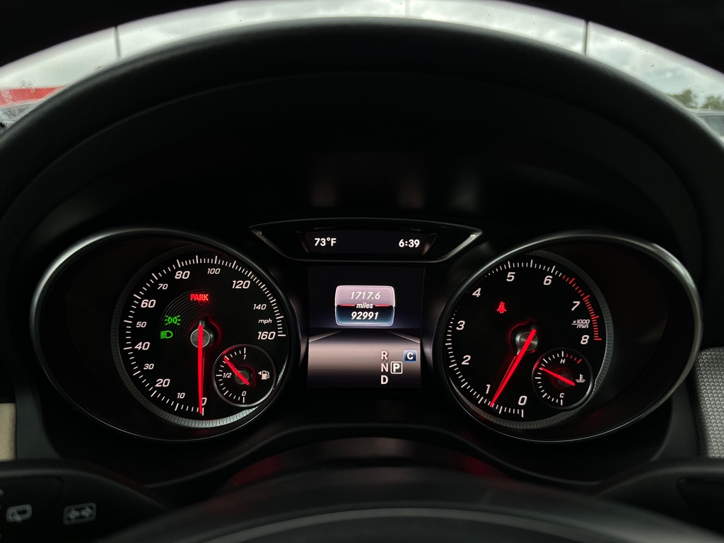 Photo 16 of this MERCEDES-BENZ GLA