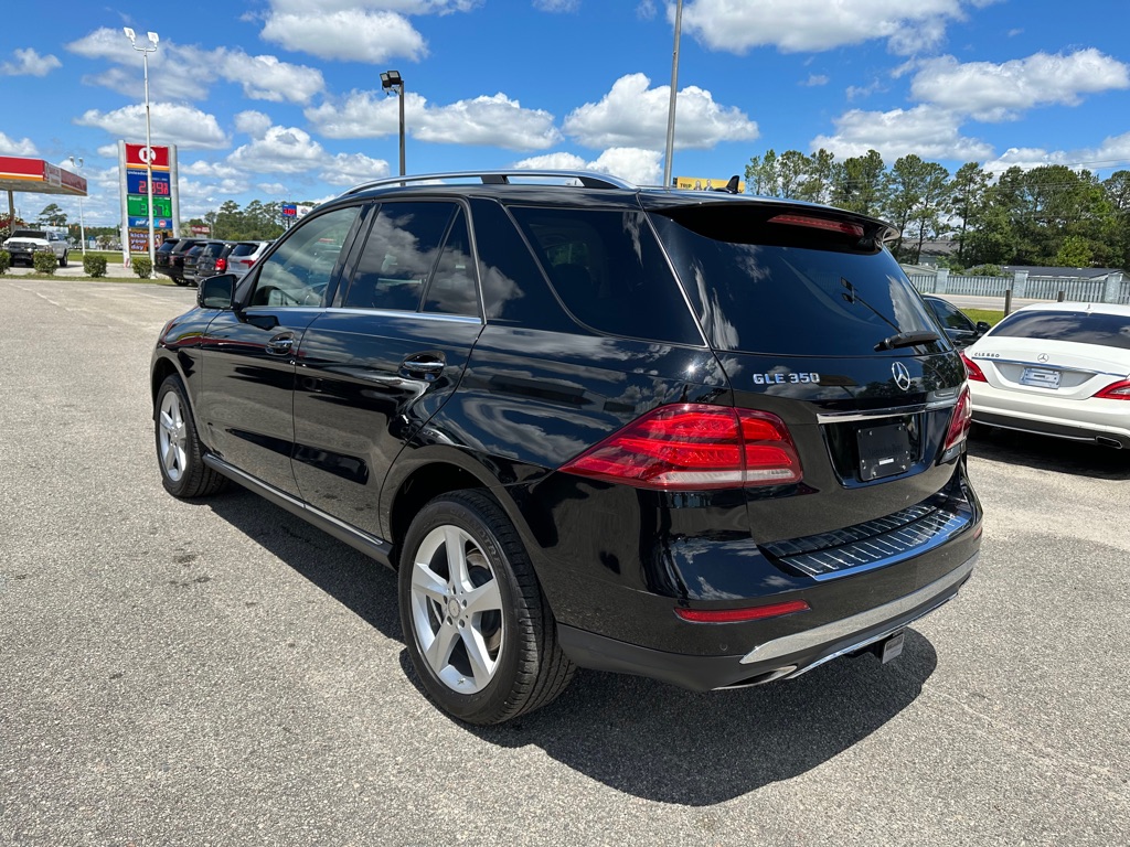 Photo 7 of this MERCEDES-BENZ GLE
