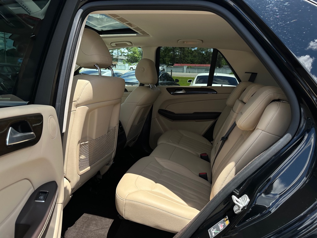 Photo 12 of this MERCEDES-BENZ GLE