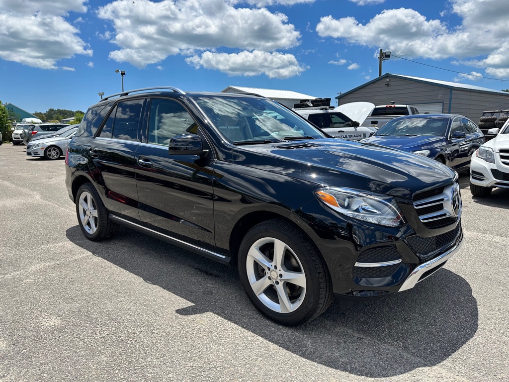 Photo 3 of this MERCEDES-BENZ GLE