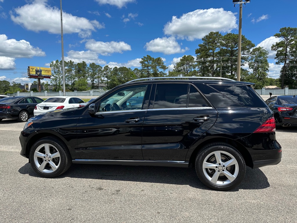 Photo 8 of this MERCEDES-BENZ GLE
