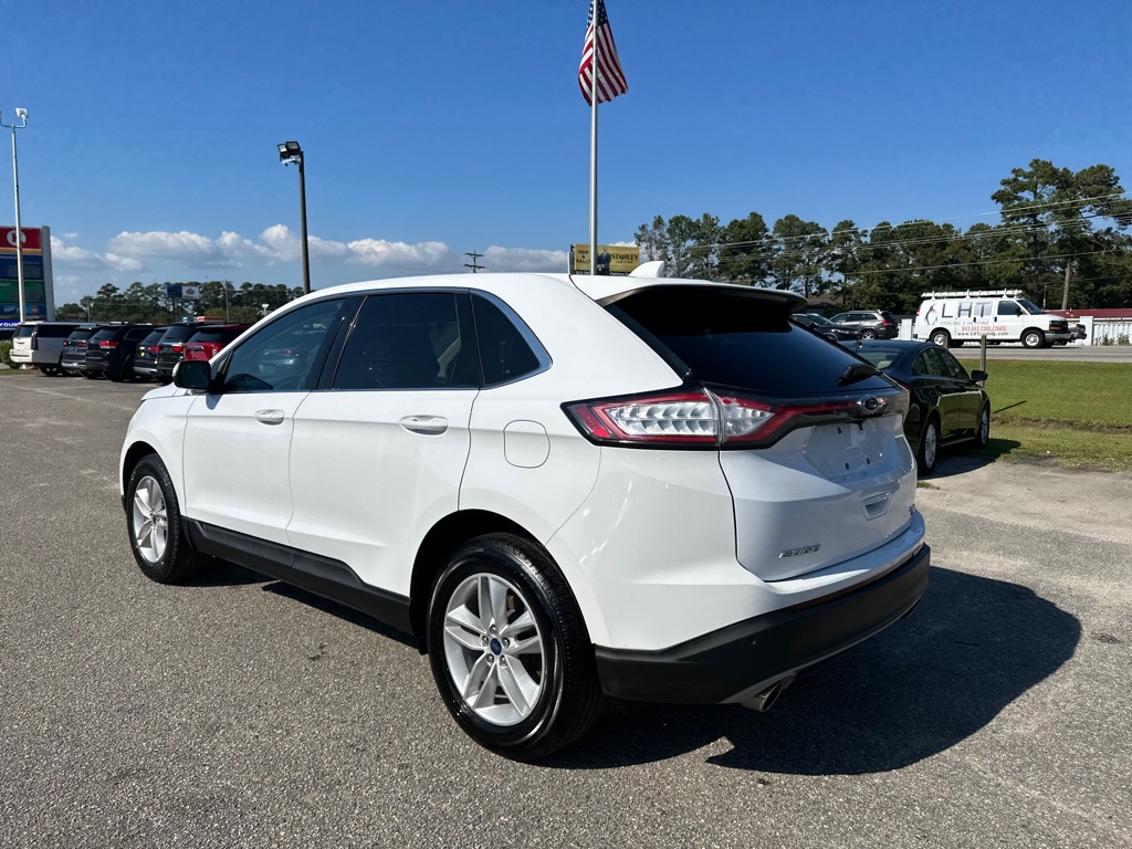 Photo 7 of this FORD EDGE