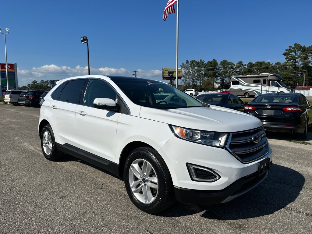 Photo 3 of this FORD EDGE