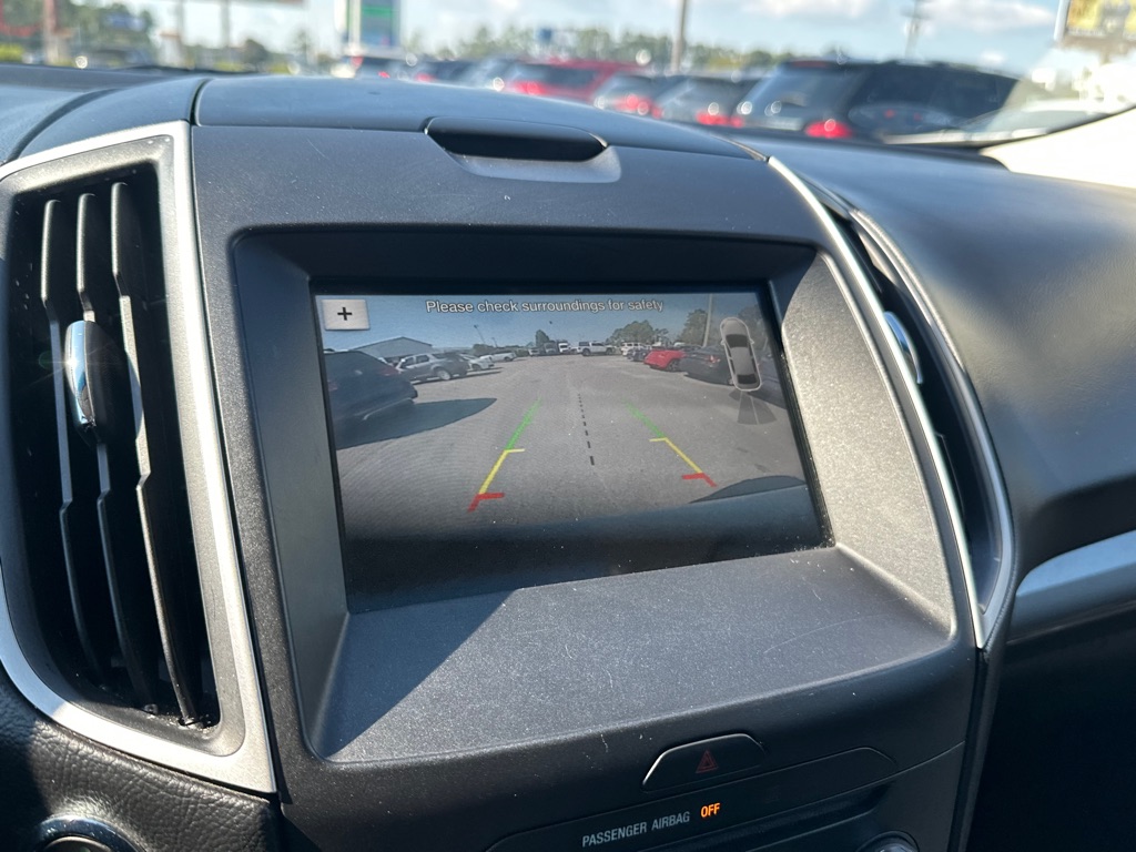 Photo 15 of this FORD EDGE