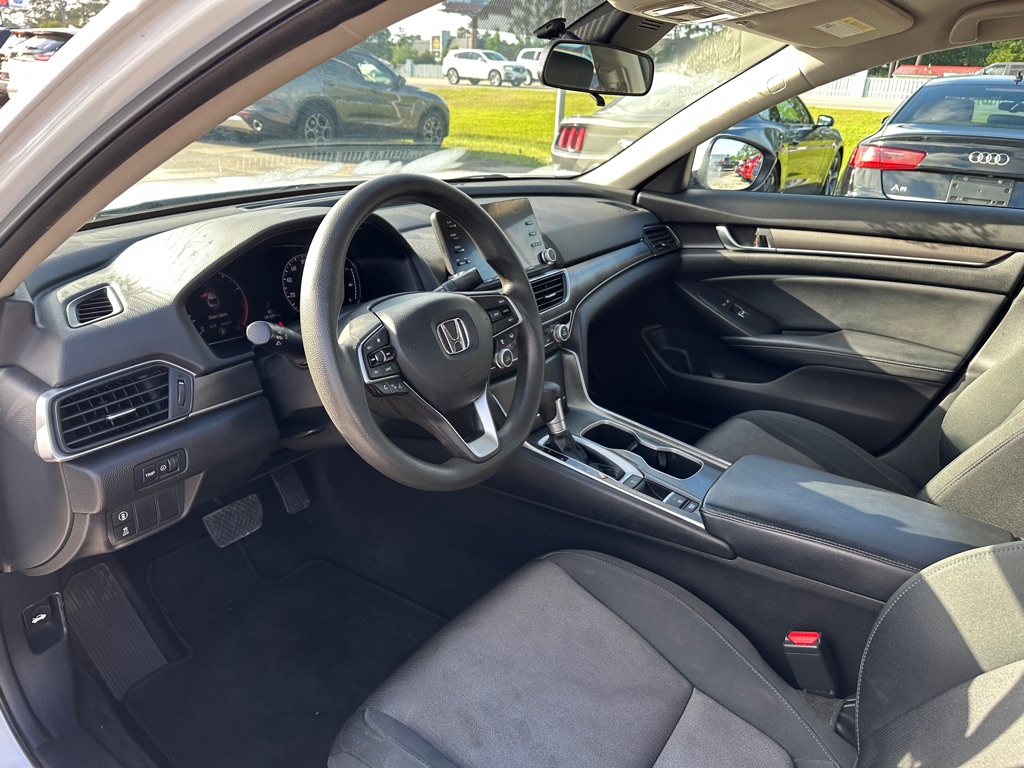 Photo 13 of this HONDA ACCORD