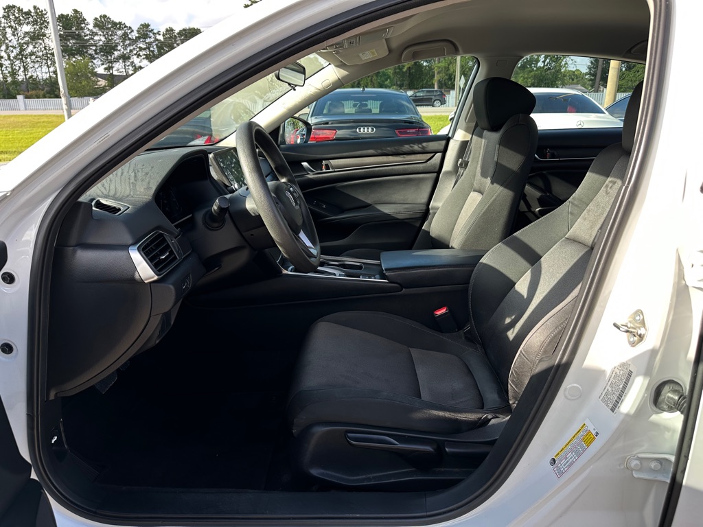 Photo 12 of this HONDA ACCORD