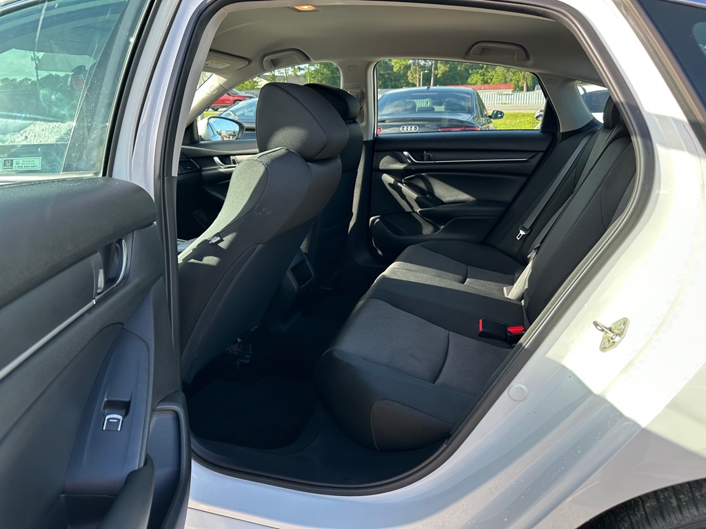 Photo 14 of this HONDA ACCORD