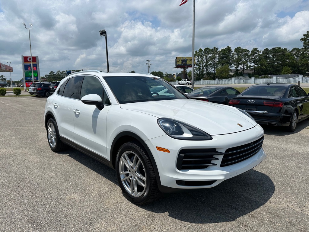 Photo 9 of this PORSCHE CAYENNE