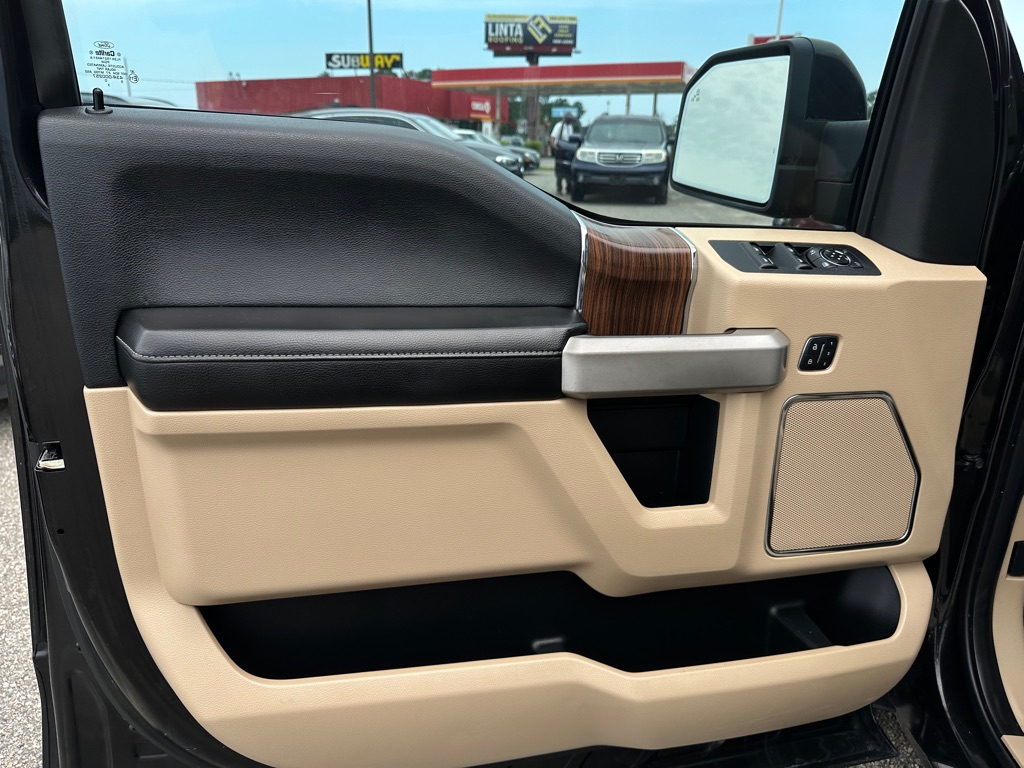 Photo 13 of this FORD F150