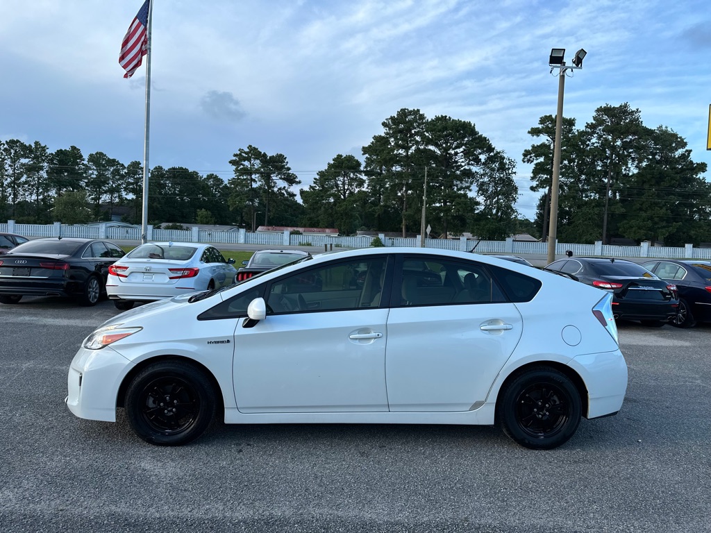 Photo 8 of this TOYOTA PRIUS