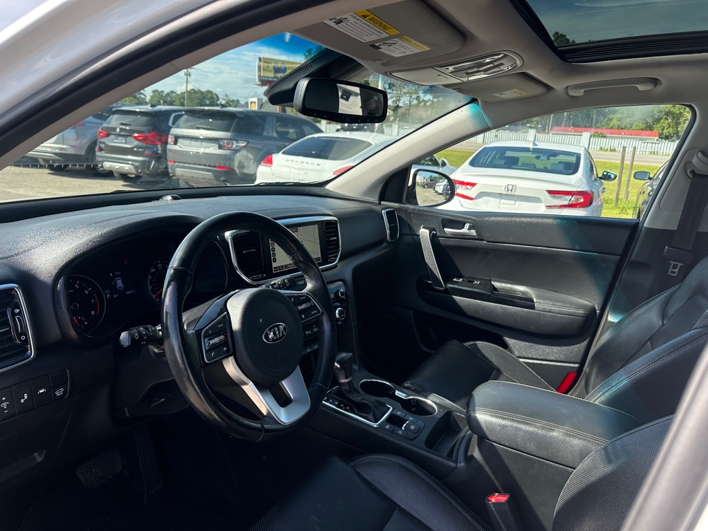 Photo 12 of this KIA SPORTAGE
