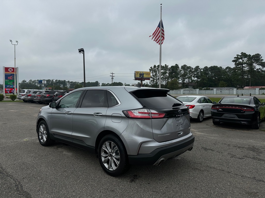 Photo 7 of this FORD EDGE