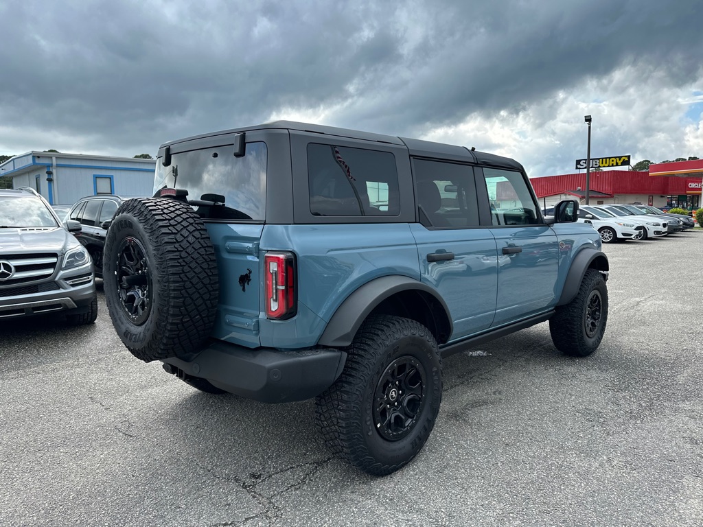 Photo 5 of this FORD BRONCO