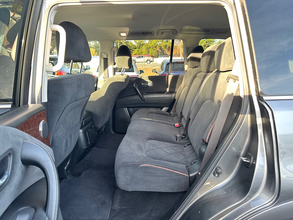 Photo 11 of this NISSAN ARMADA