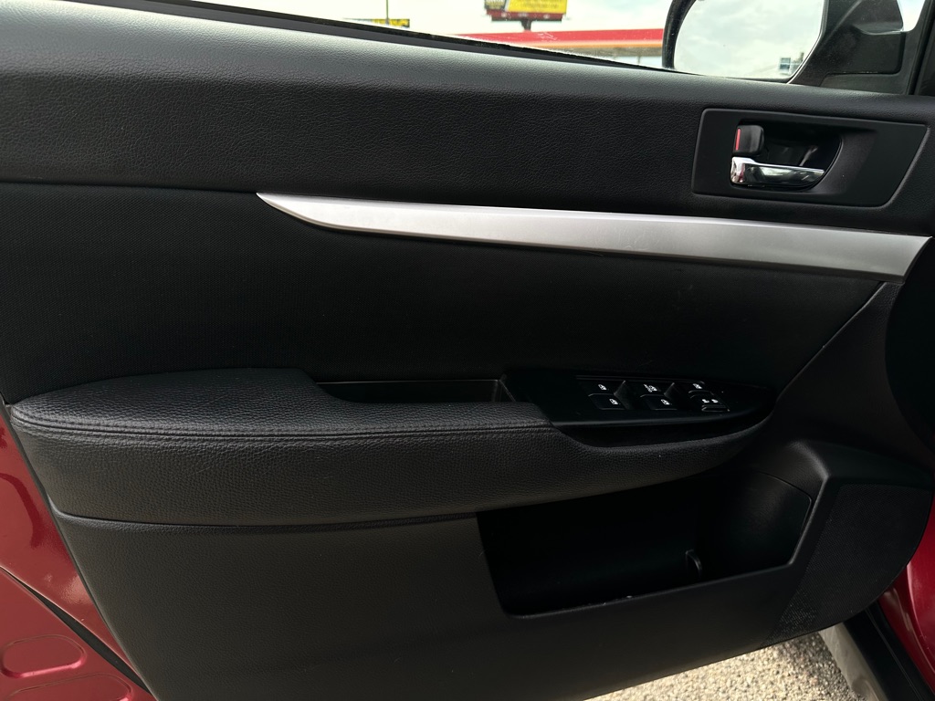 Photo 9 of this SUBARU OUTBACK