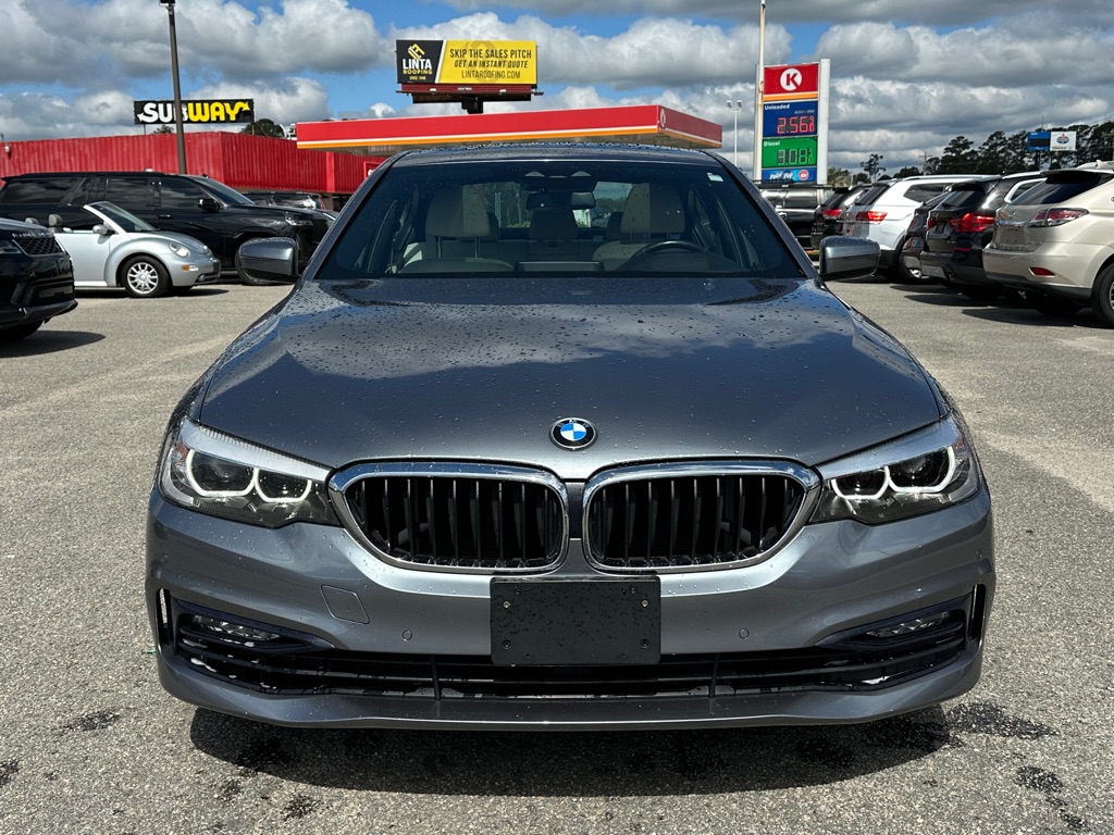 Photo 2 of this BMW 530