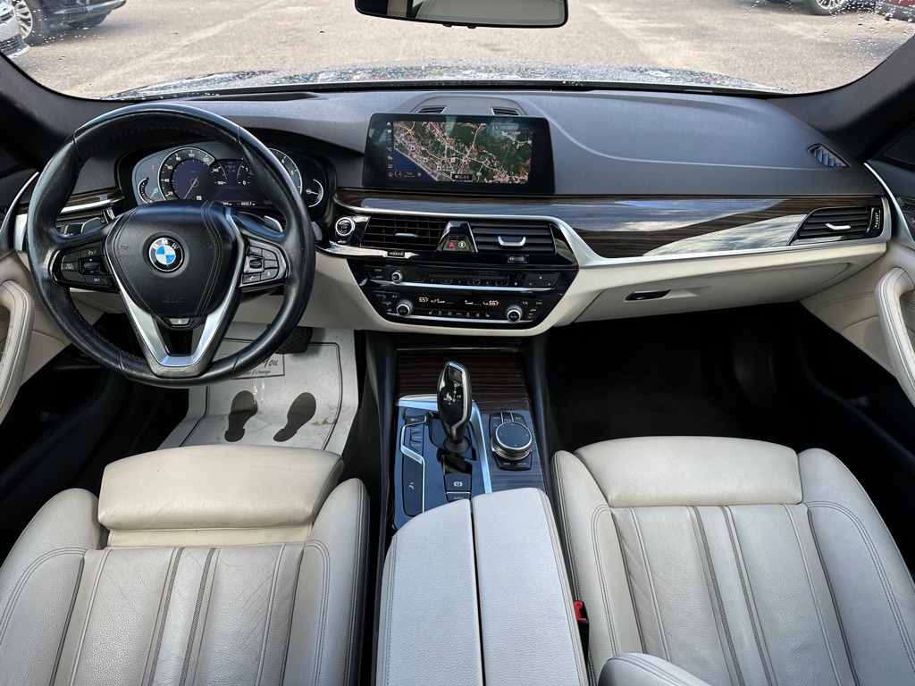 Photo 14 of this BMW 530