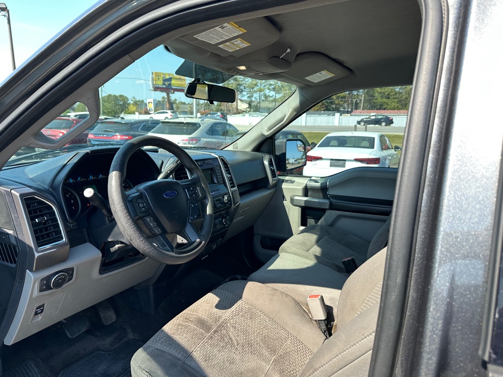 Photo 13 of this FORD F150