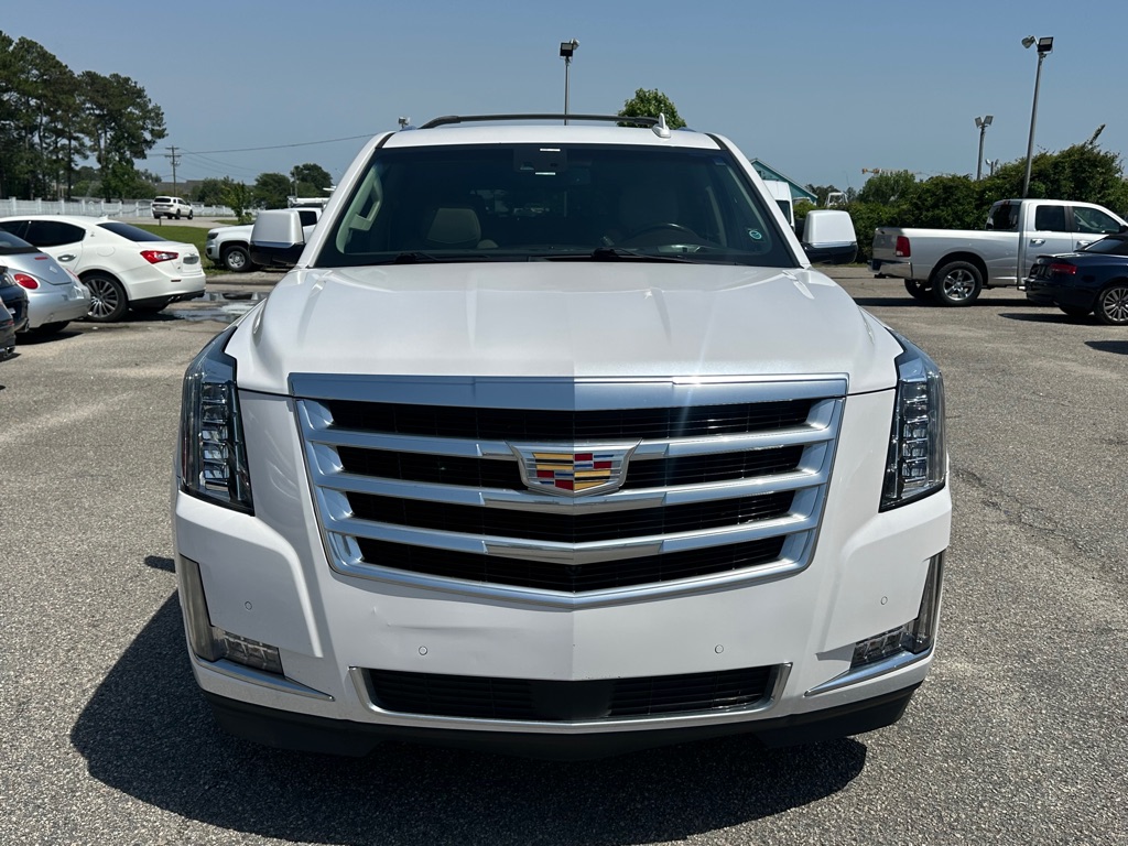 Photo 2 of this CADILLAC ESCALADE