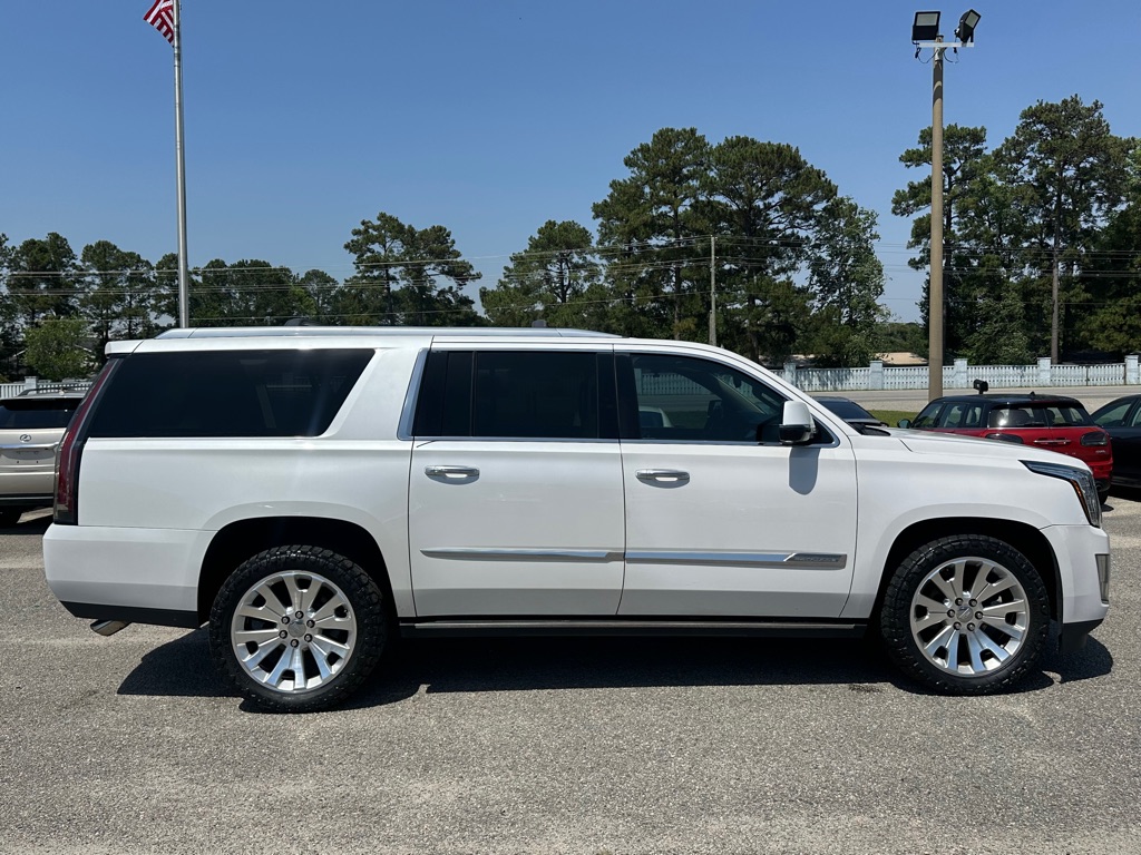 Photo 8 of this CADILLAC ESCALADE