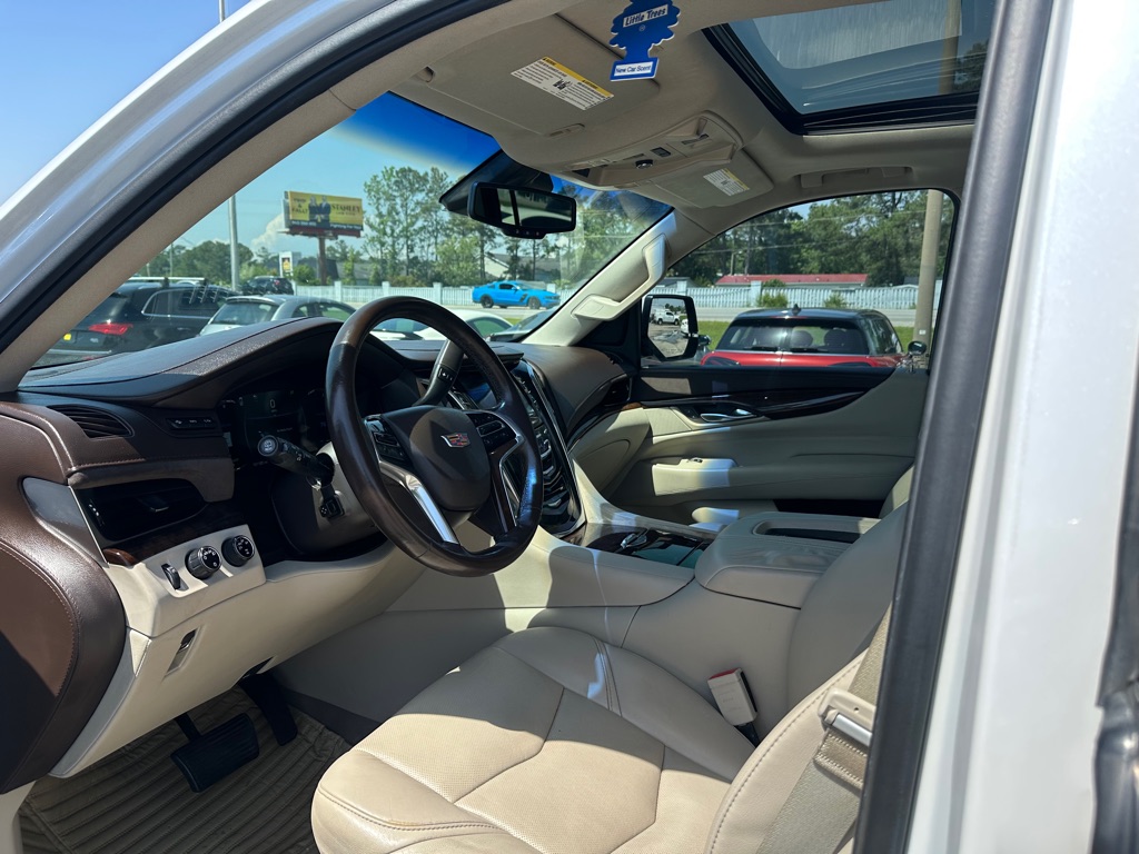 Photo 12 of this CADILLAC ESCALADE