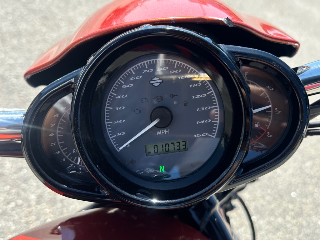 Photo 4 of this HARLEY-DAVIDSON VRSCDX