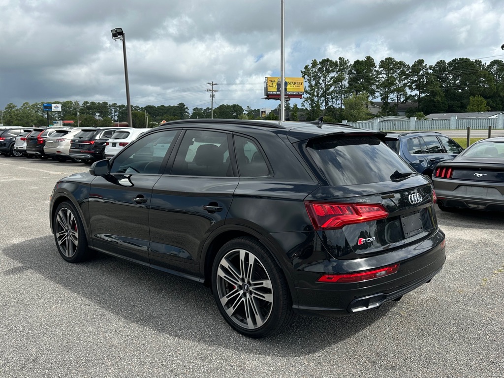 Photo 7 of this AUDI SQ5