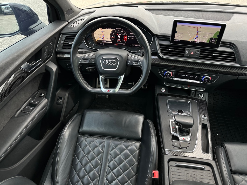 Photo 15 of this AUDI SQ5