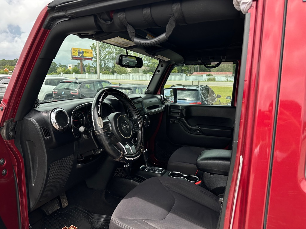 Photo 10 of this JEEP WRANGLER UNLIMI